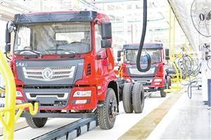 嵩明杨林经开区 走出“三张牌”的实践之路